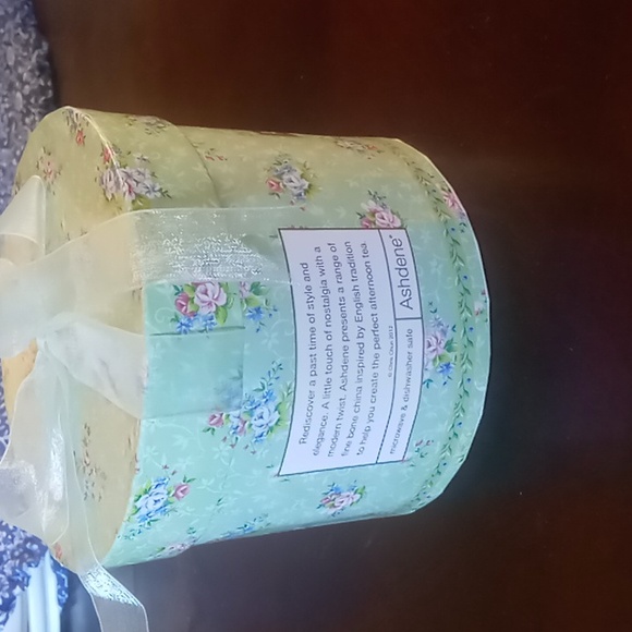 Ashdene the Kensington Collection bone china cup - Picture 3 of 3